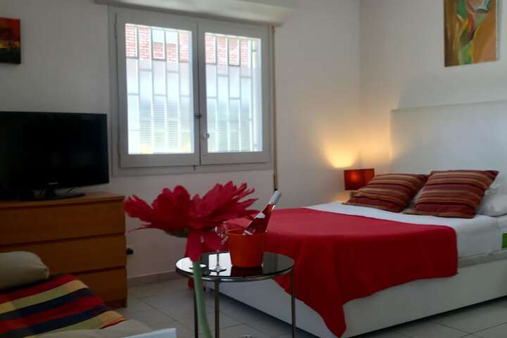 Room 17 of 53