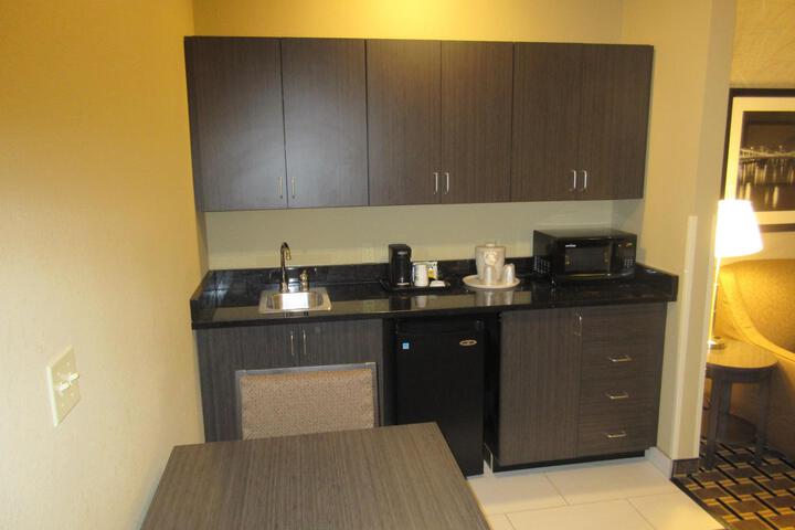 1 King Bed Suite Walk in Shower (2 of 6)