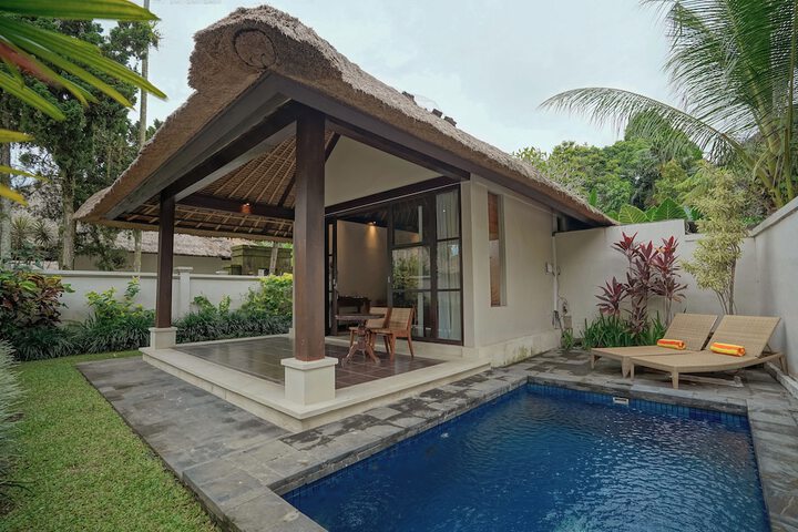 Pool 66 of 109