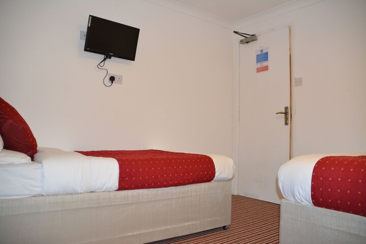 Room 17 of 47