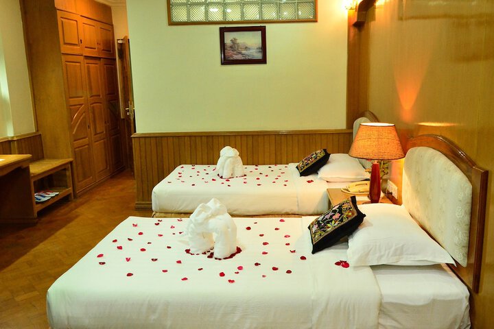 Room 9 of 46