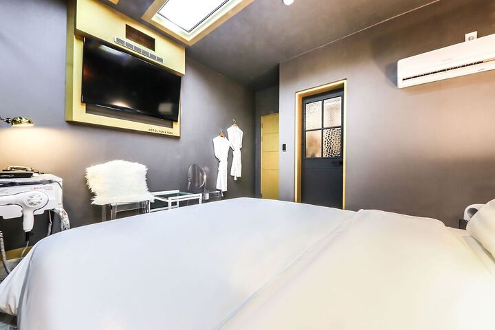 Room 95 of 138