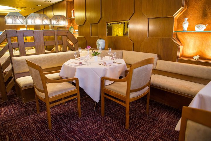 Dining 66 of 103