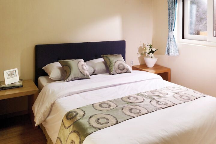 Room 4 of 55
