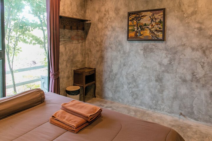 Room 44 of 187