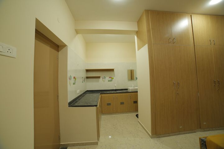 Room 3 of 11