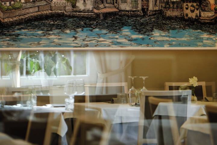 Dining 166 of 193
