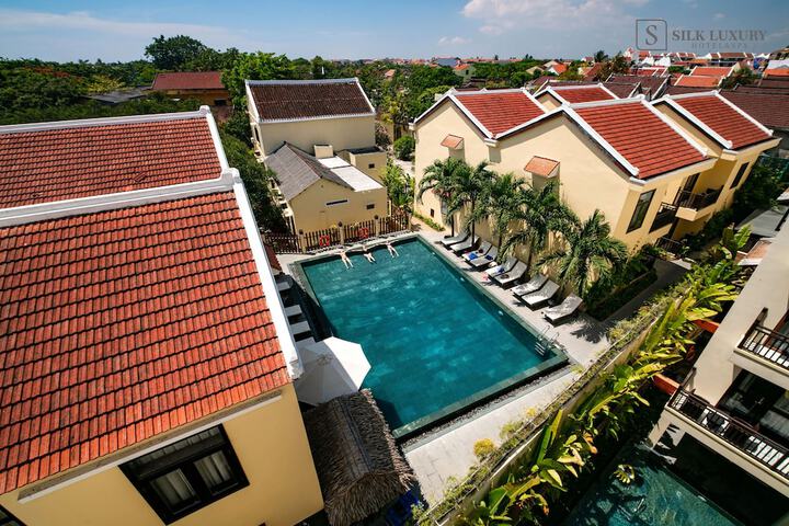Pool 69 of 122