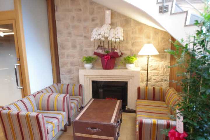 Hotel Lobby