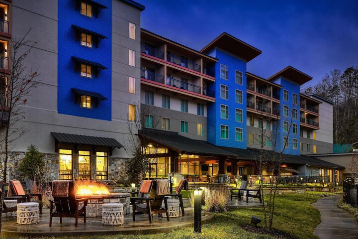 Embassy Suites by Hilton Gatlinburg Resort in Gatlinburg, TN