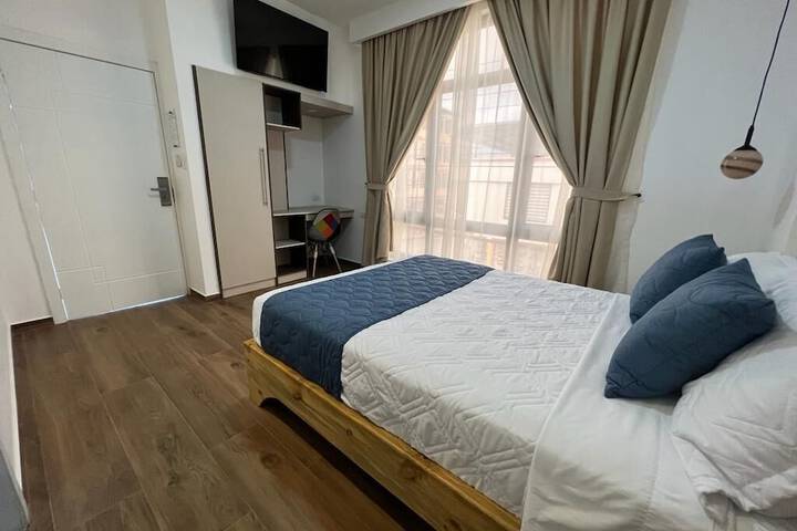 Golden Garden Hotel & Suites
