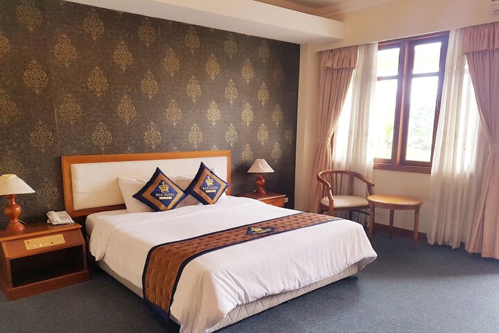 Room 13 of 43