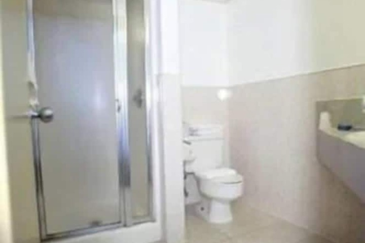 Room 18 of 26