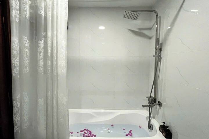 Room 44 of 89