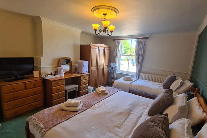 Room 13 of 78