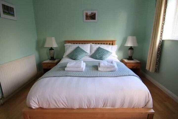 Room 12 of 22
