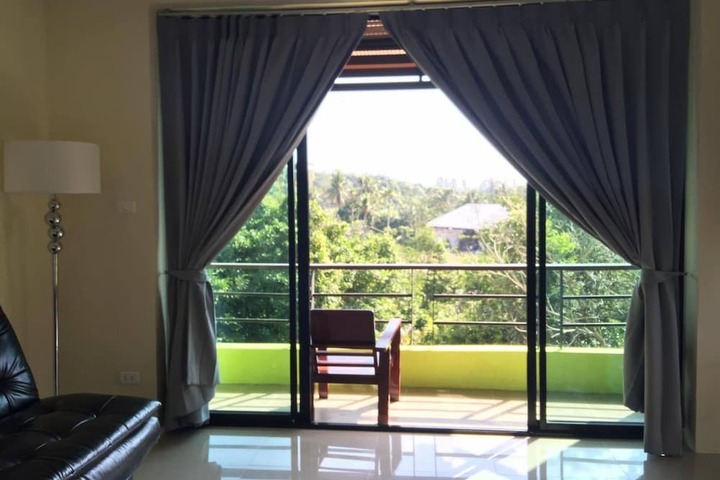 Room 20 of 99