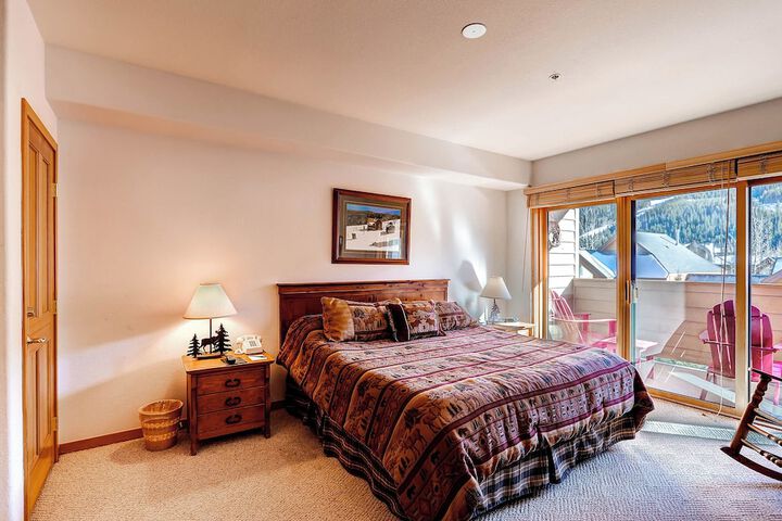 Room 30 of 113