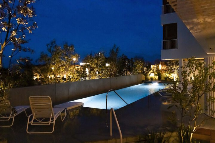 Pool 33 of 45