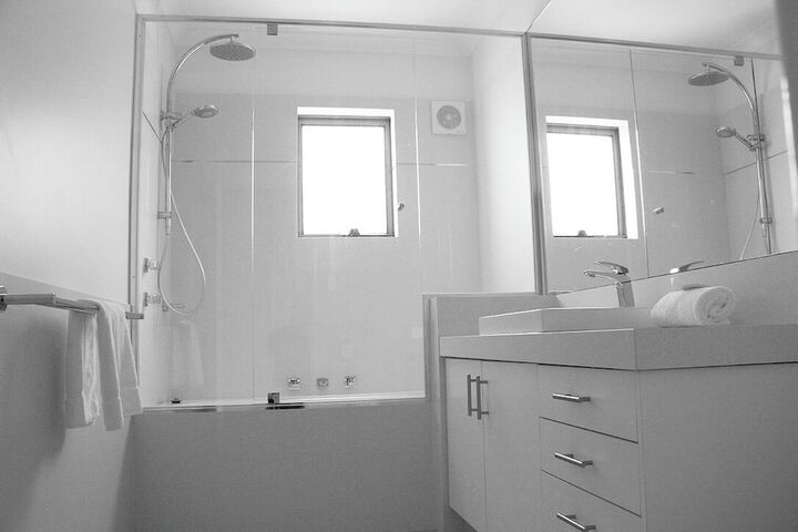 Room 141 of 178