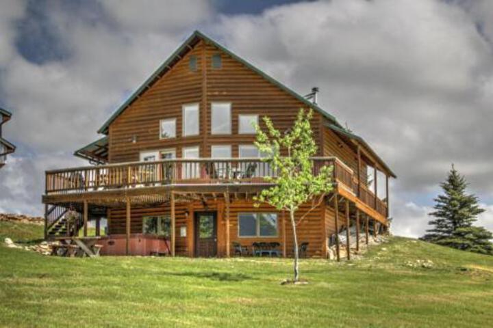 Palisades Paradise and Happy Hideaway in Red Lodge, MT