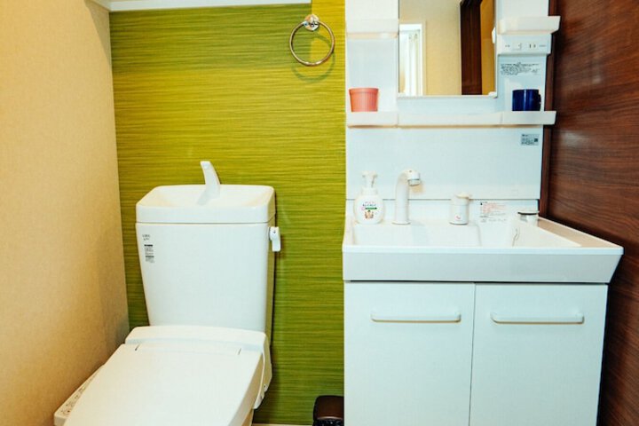 Room 36 of 54