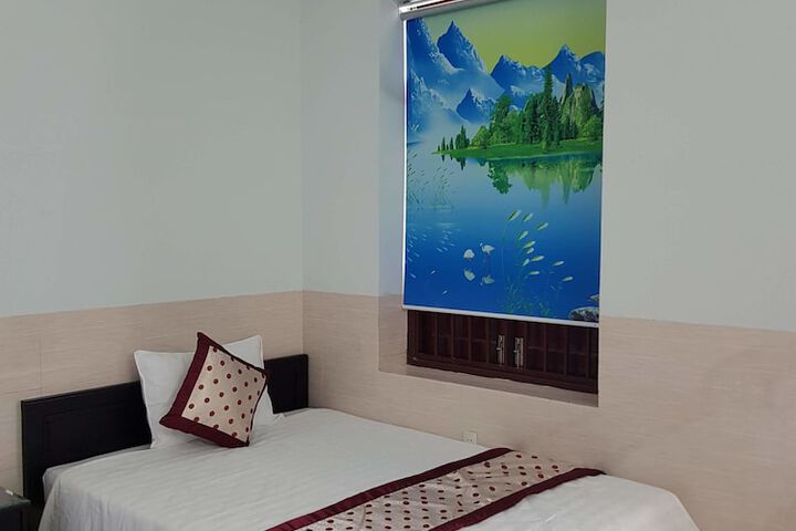 Room 3 of 5