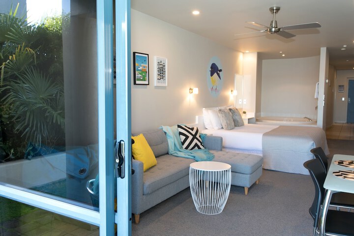 Room 14 of 43