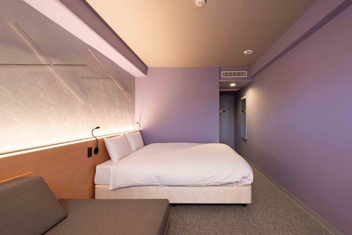 Room 21 of 79