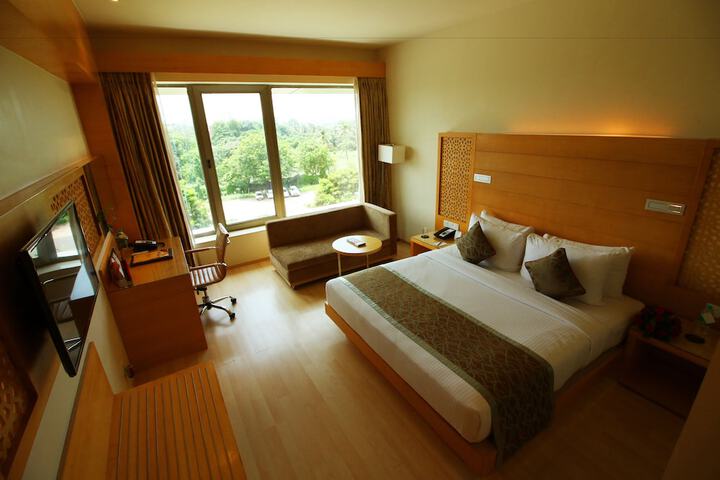 Room 11 of 63