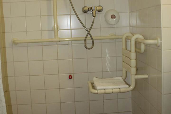 Room 20 of 43