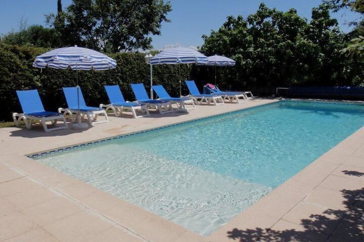 Pool 9 of 25