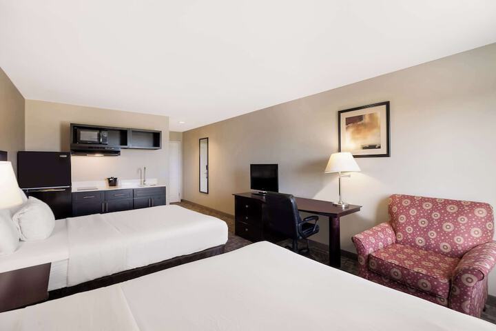 Room 15 of 30