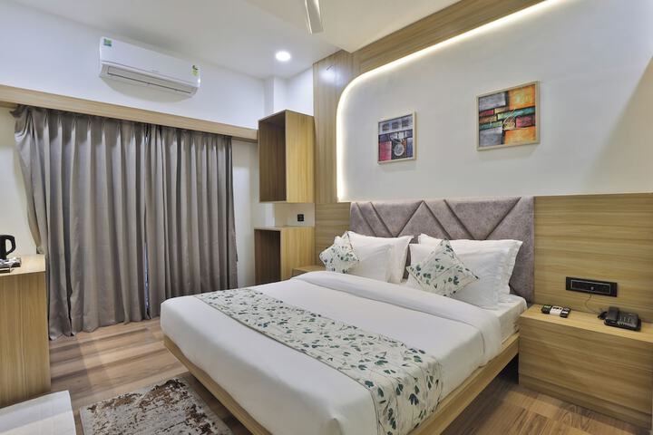 Room 28 of 45