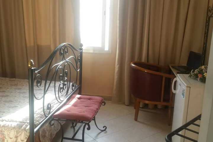 Room 3 of 22