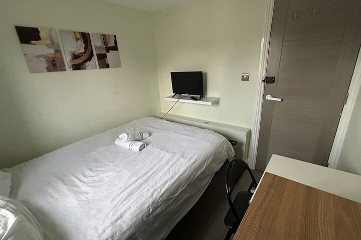 Room 20 of 34