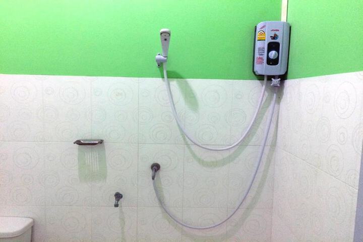 Room 15 of 24