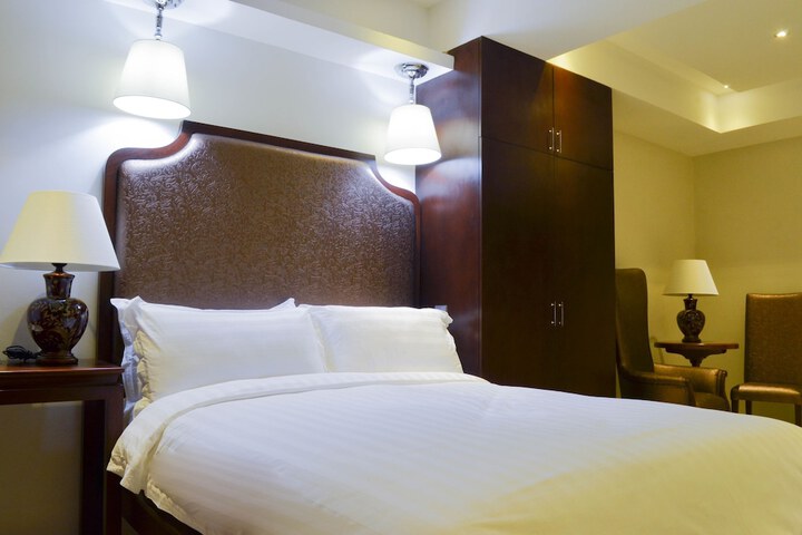 Room 21 of 39
