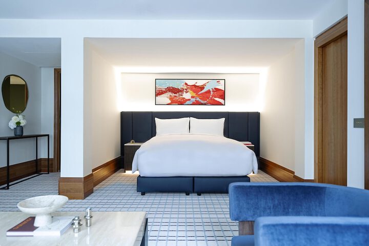 Room 22 of 168