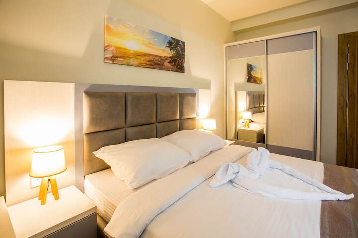 Room 12 of 43