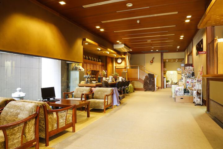 Hotel Lobby