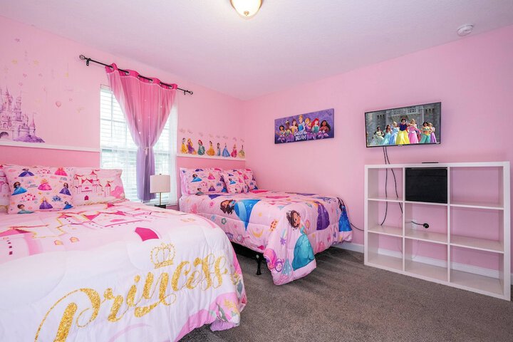 Room 18 of 67