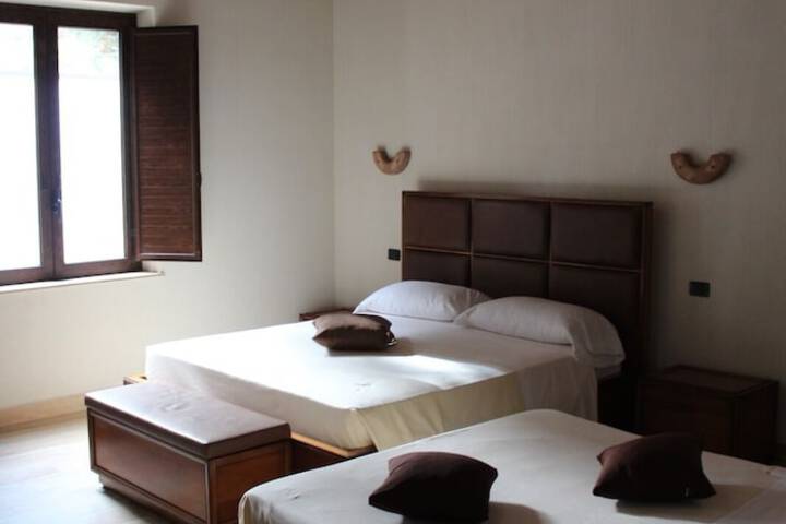 Room 21 of 39