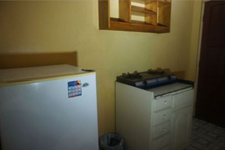 Room 12 of 18
