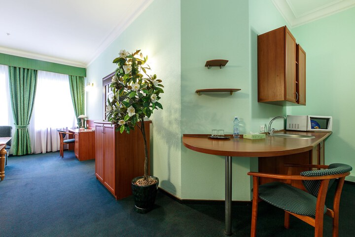 Room 19 of 51