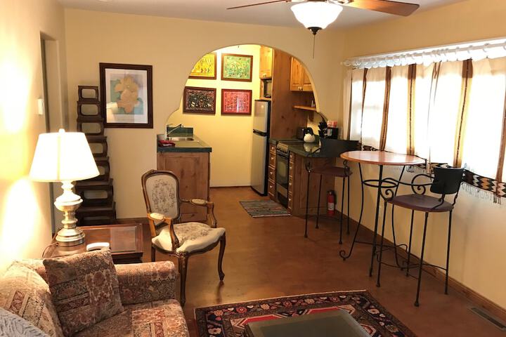 Room 4 of 103