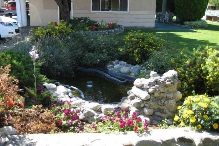 Property Grounds 26 of 29