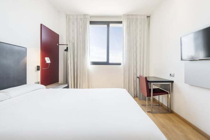 Room 21 of 46