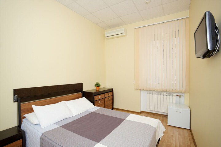 Room 5 of 54