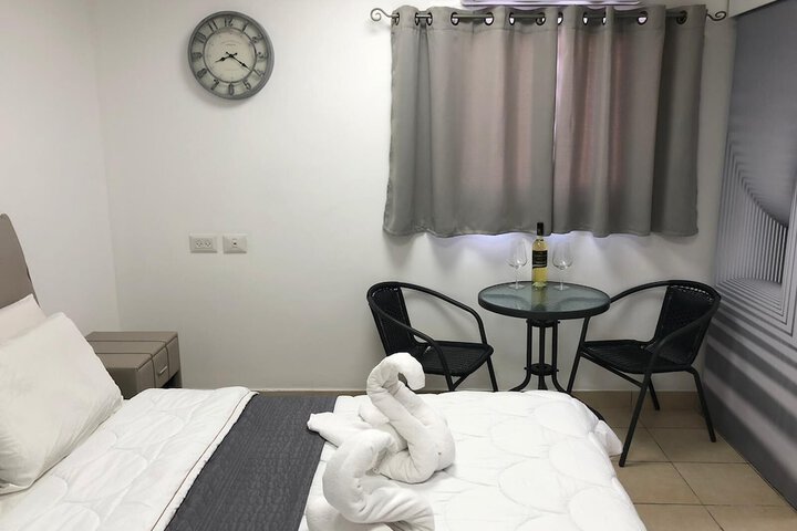 Room 65 of 140